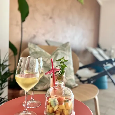 Hotel Aniana 3*