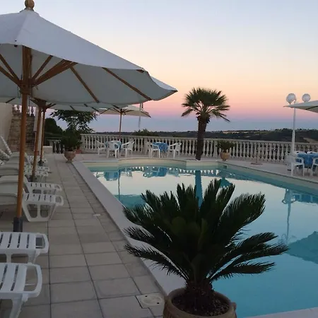 Aniana - Hotel, Relax, Massignano