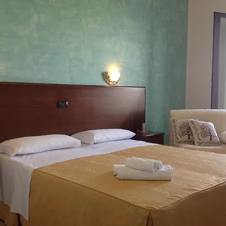 Hotel Aniana 3*
