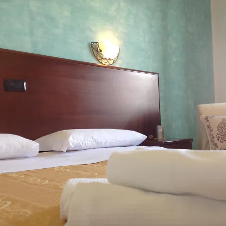 Hotel Aniana - Hotel, Relax, Massignano